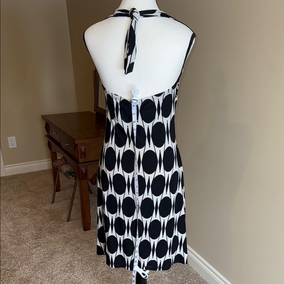 Stylish Black and White Halter Dress - Picture 7 of 11